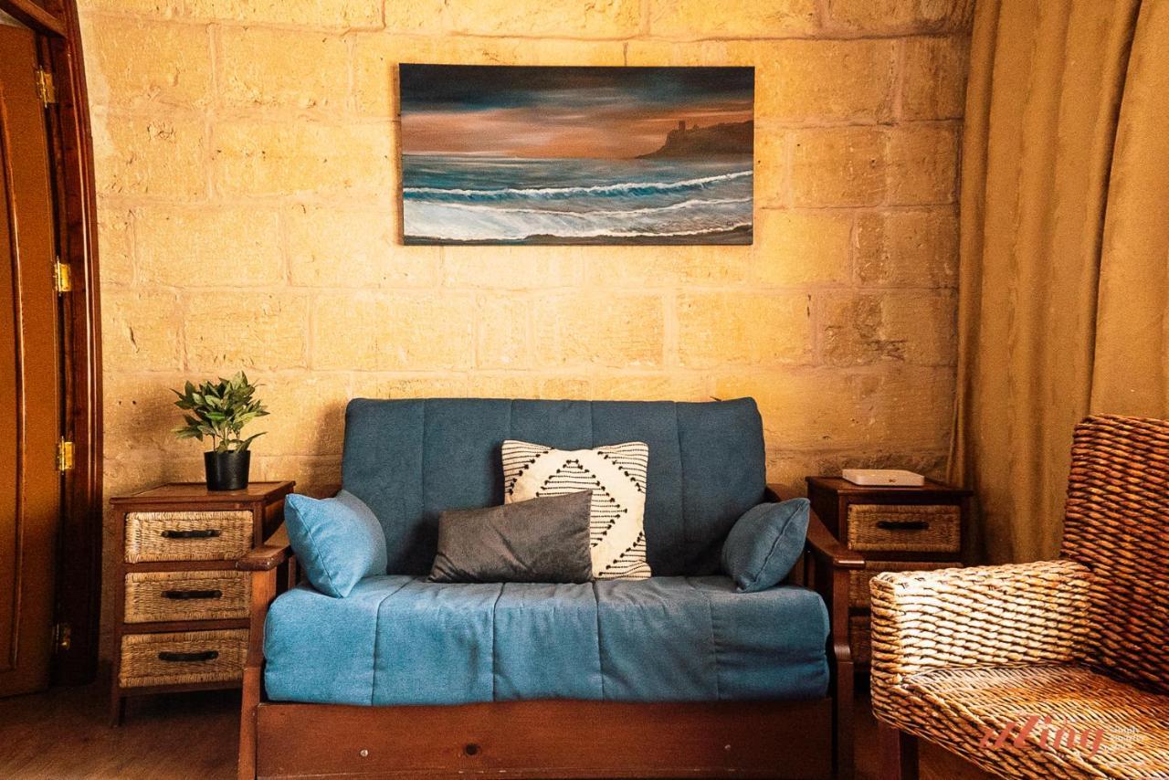 A Holiday Home Duplex In A Gozo Village Square Виктория Экстерьер фото